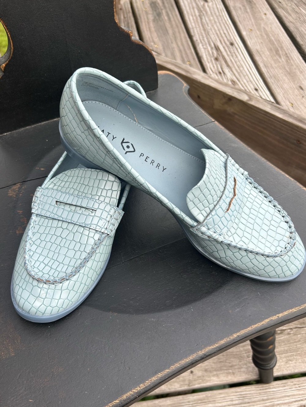 Katy Perry Collections Light Blue Croc-Embossed Penny Loafers Size 11